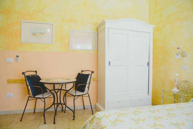 Public Area 2, Rocca Pinta Guest House, Sassari