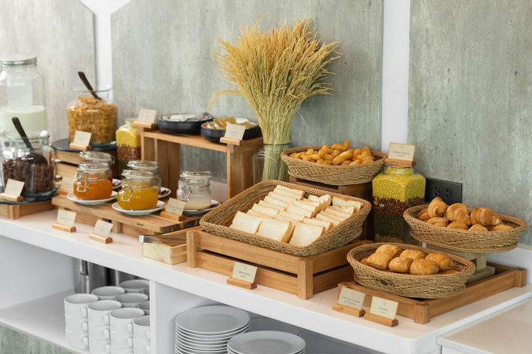 Food & Drinks 24