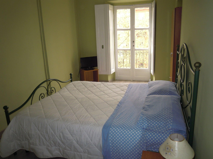 Bedroom 4, La Siesta, Torino