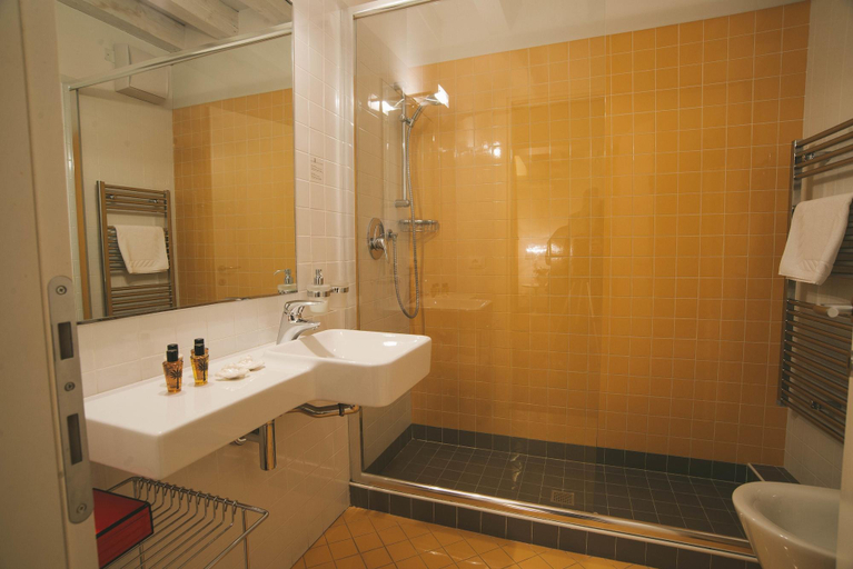 Bathroom 4, Relais Santa Corona, Vicenza