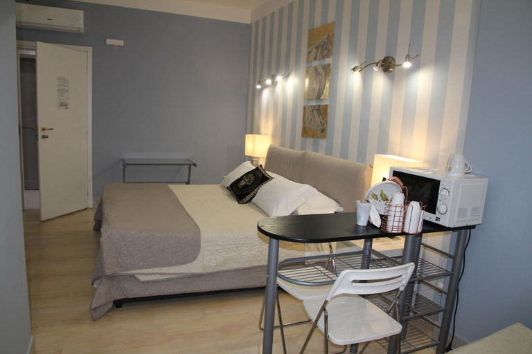 Bedroom 2, B&B Pescara Centro Luxury Suite, Pescara