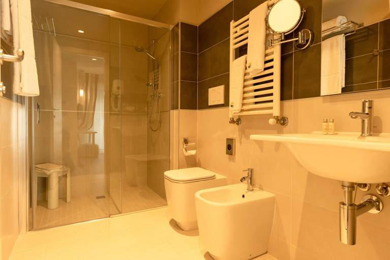 Bathroom 4, La Dolce Vita Hotel, Alpes-Maritimes
