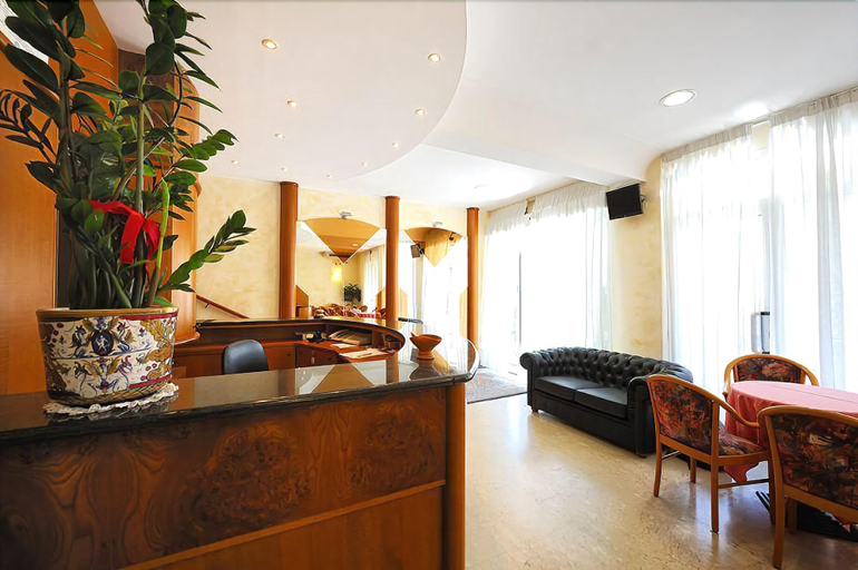 Public Area 2, Hotel Bridge, Rimini