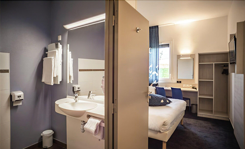 Bathroom 4, Ace Hôtel Le Mans, Sarthe