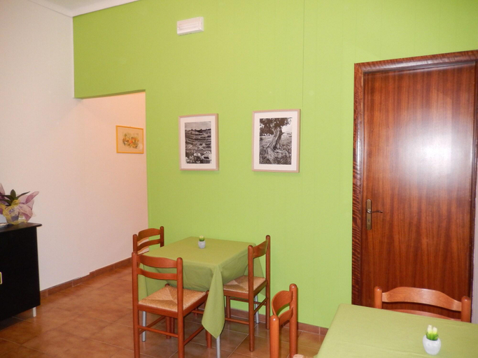Others 5, Bella Giulia, Ragusa