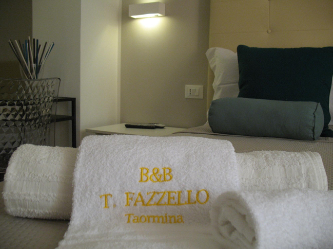 Bedroom 4, B&B Tommaso Fazzello, Messina
