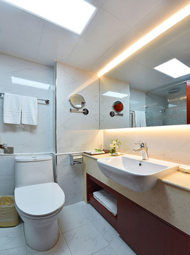 Bathroom, Golden Oasis Hotel, Beijing