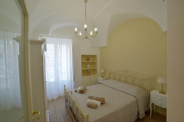 Bathroom 5, Casa Baldassarre, Brindisi