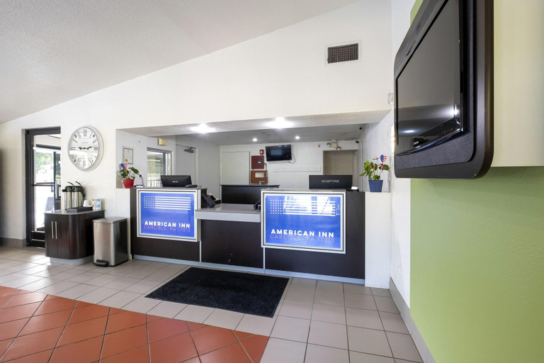 Public Area 2, American Inn, Cumberland