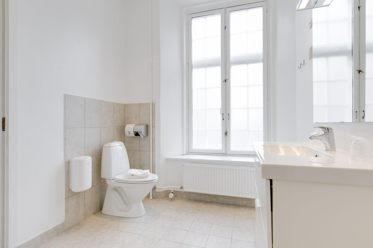 Bathroom 5, Hotel Phønix, Aalborg