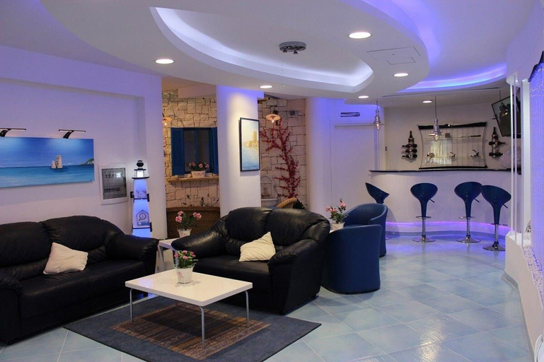 Public Area 2, B&B Miramare, Ragusa
