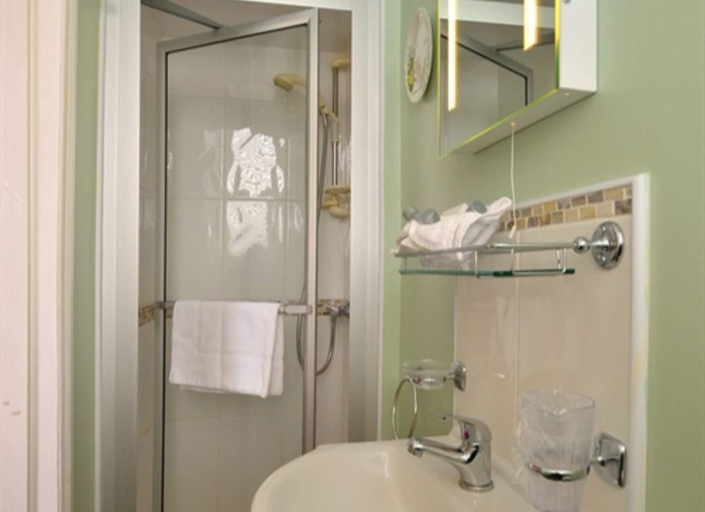 Bathroom 4, The Westgate, Torbay