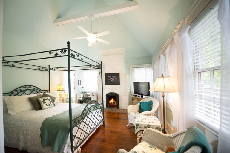Bedroom 4, Sugar Magnolia Bed & Breakfast, Atlanta