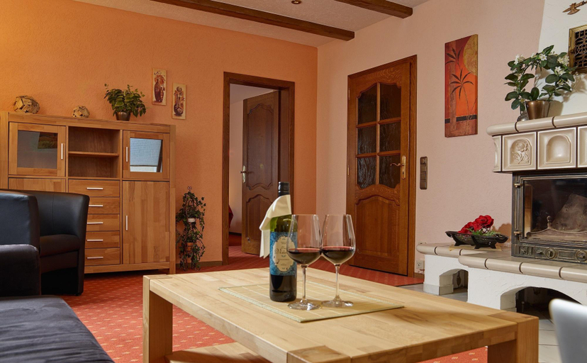 Public Area 2, Hotel Restaurant Zum Schwan, Merzig-Wadern