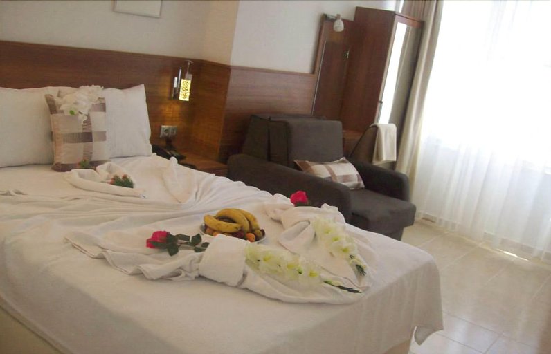 Bedroom 3, Agz Hotel, Dikili