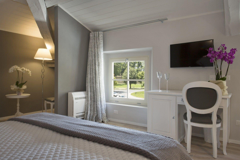 Bedroom 3, Villa Anna, Lucca