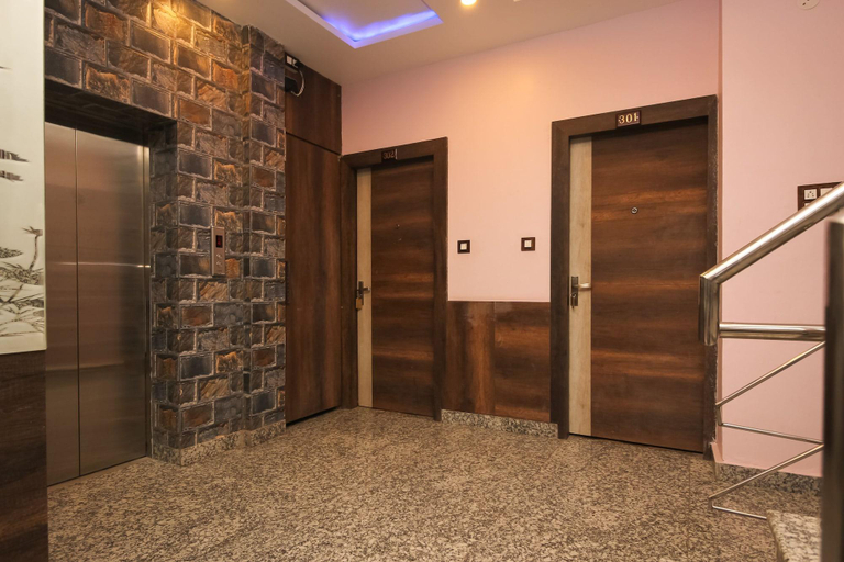 Public Area 3, Hotel King Castle, Kangra