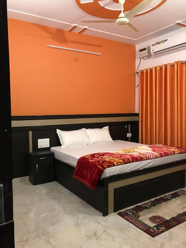 Bedroom 5, Hotel Sunrise, Garhwal