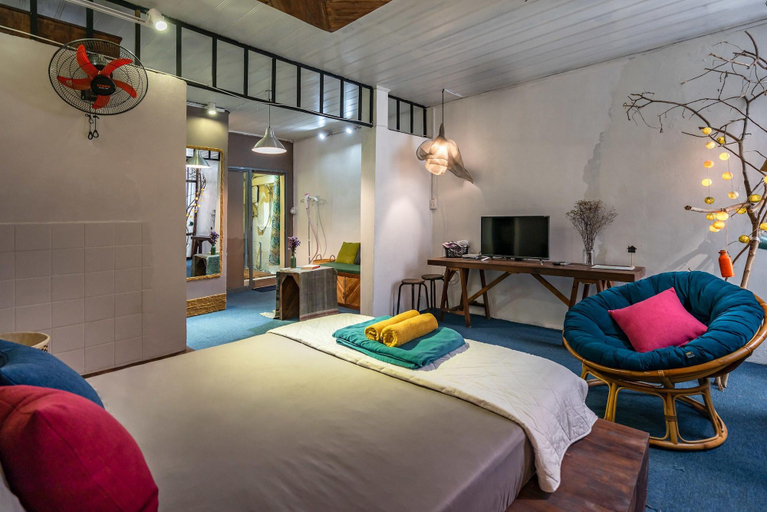 Others 5, HoLo Opera Saigon Serviced HomeStay, District 1