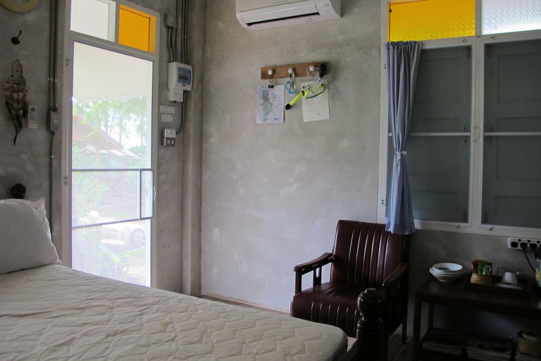 Others 5, Sichang My Home, Koh Si Chang