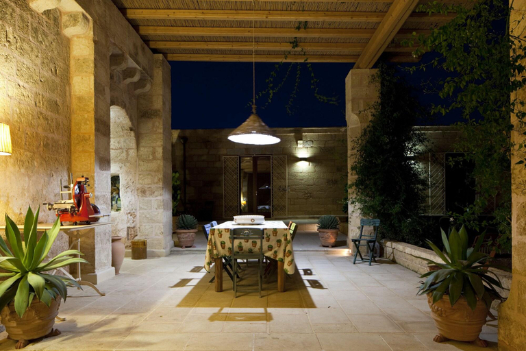 Public Area 3, Masseria Saietti, Lecce