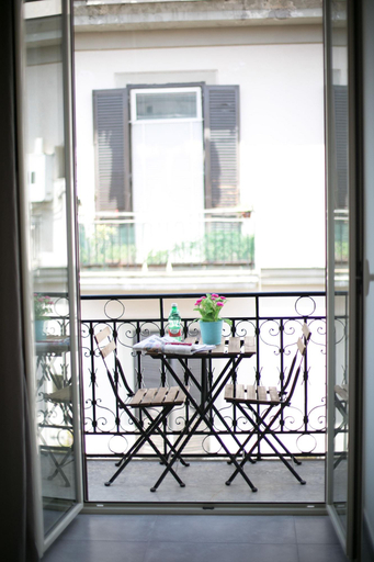 Bedroom 3, President Suites, Napoli