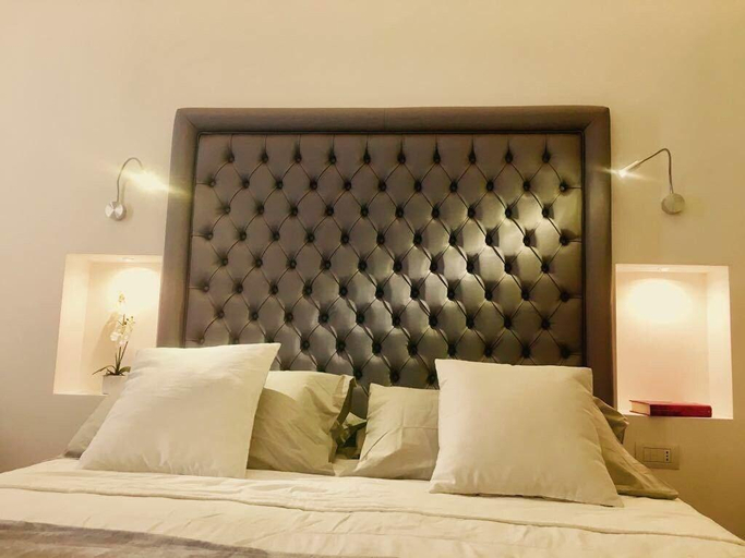 Bedroom 4, Antico Corso Charme B&B, Cagliari