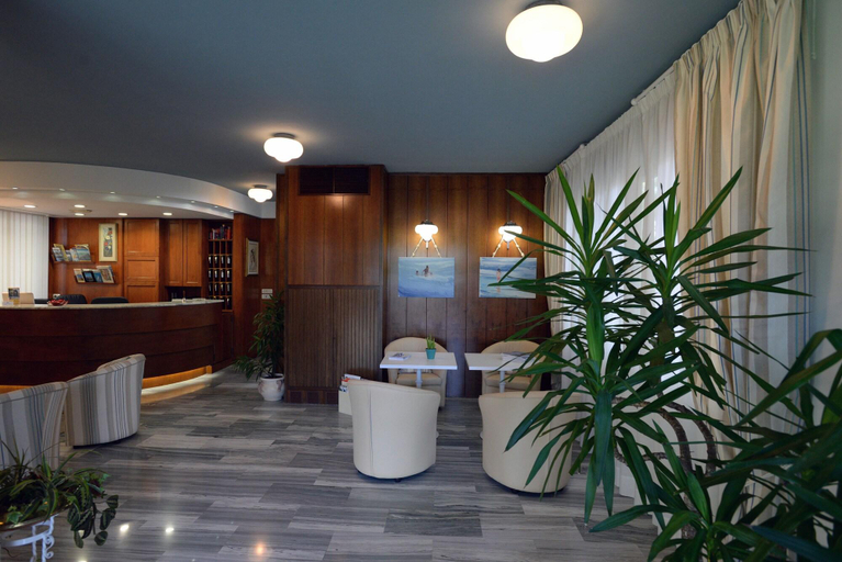 Public Area 2, Hotel Giulio Cesare, Massa Carrara