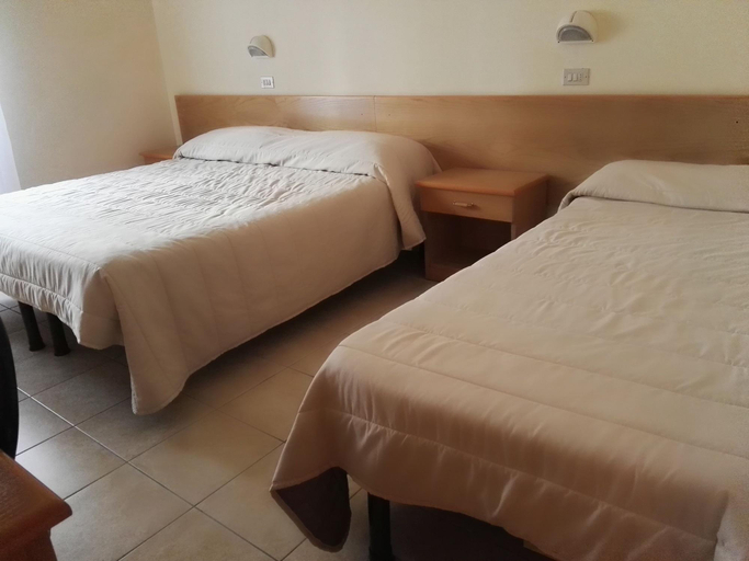 Bedroom 3, Albergo San Giorgio, Foggia