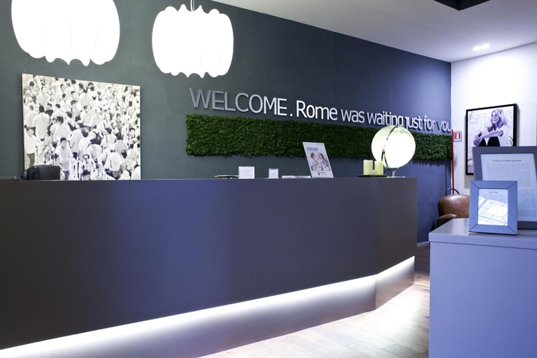 Public Area 3, Piazza Farnese Luxury Suites, Roma