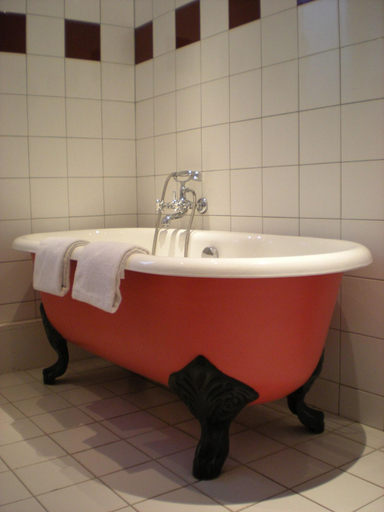 Bathroom 4, Hotel Richelieu, Pas-de-Calais