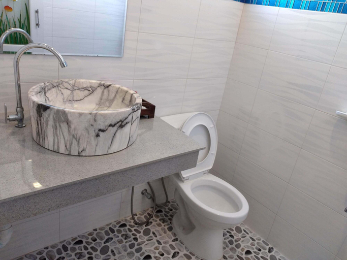 Bathroom 4, RungNara Pool Villa, San Sai