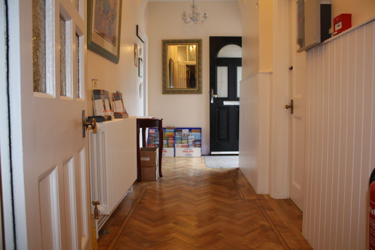 Public Area 3, Barons Court, Norfolk