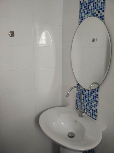 Bathroom 4, Vanilla Ville Resort, Khlong Thom