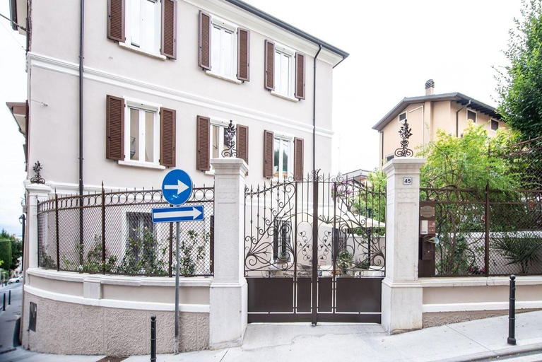 Exterior & Views 2, Residenza Elisa, Brescia
