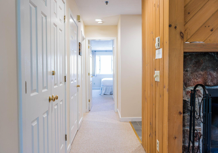 Public Area 2, Vantage Point Villas at Stratton Mountain Resort, Bennington