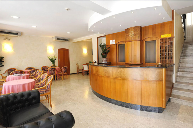 Public Area 2, Hotel Bridge, Rimini