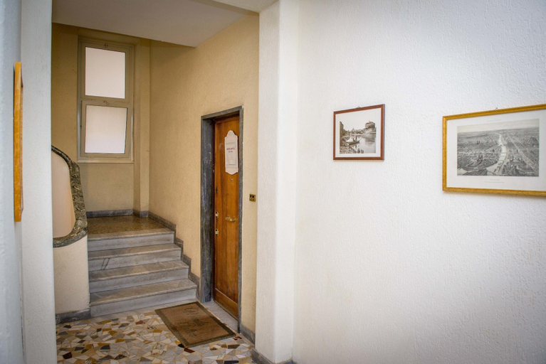 Public Area 2, Mondo Antico, Roma
