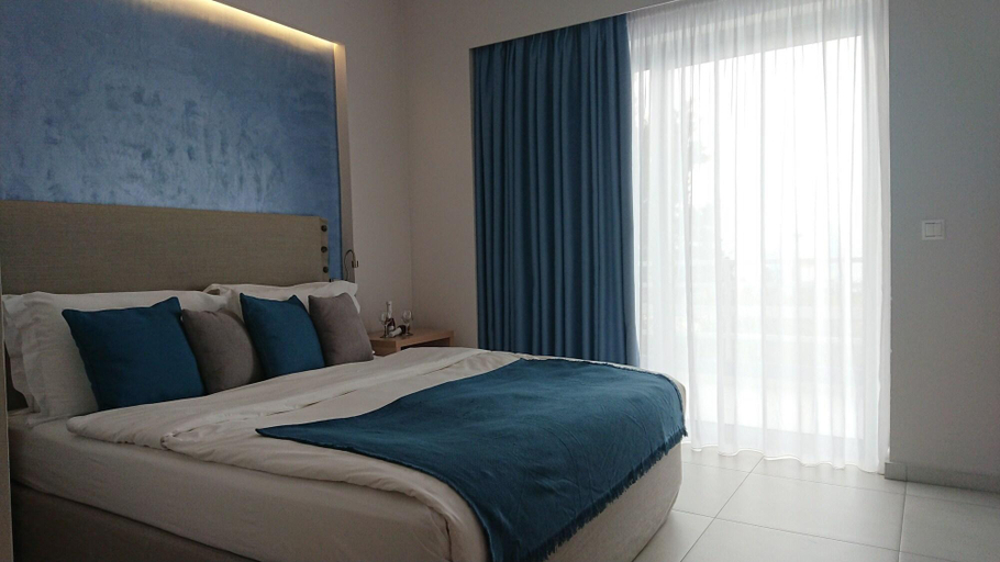 Bedroom 3, Diolkos Studios, Peloponnese