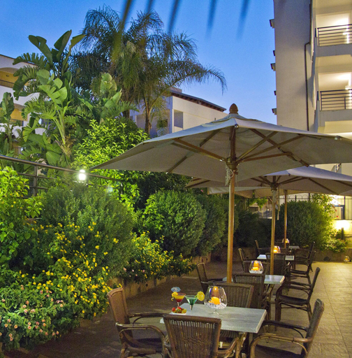 Others 5, Forte Hotel, Foggia