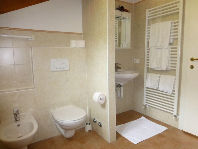 Bathroom 5, Caffè del Viaggiatore, Como