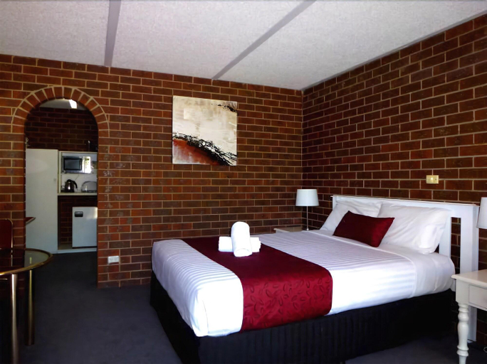 Bedroom 2, Healesville Motor Inn, Yarra Ranges - North