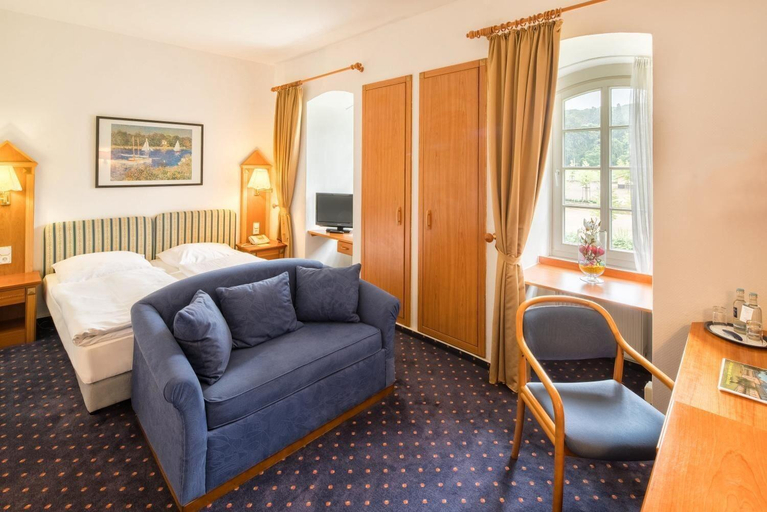 Bedroom 3, Grandhotel Esplanade, Schaumburg