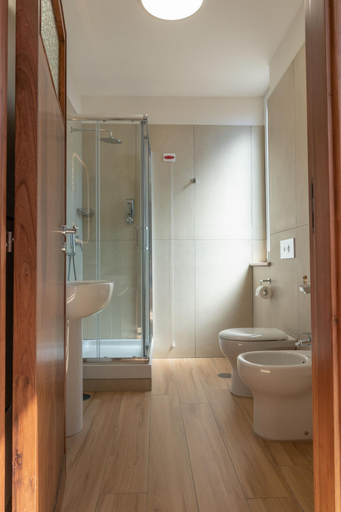 Bathroom 5, Santa Caterina B&B, Napoli