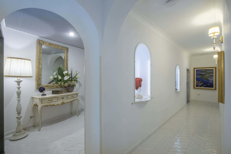 Public Area 2, Hotel Pellegrino, Salerno