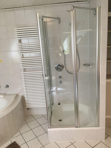 Bathroom 4, Hotel Sonnenhof, Schwalm-Eder-Kreis