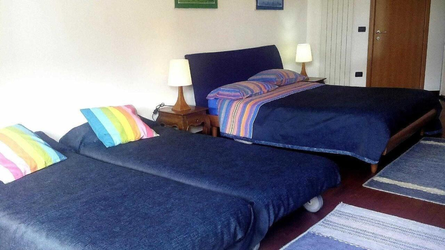 Bedroom 3, Villa Patrizia BB, Napoli