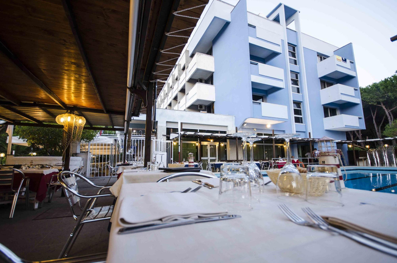 Exterior & Views 2, Hotel Helios, Viterbo