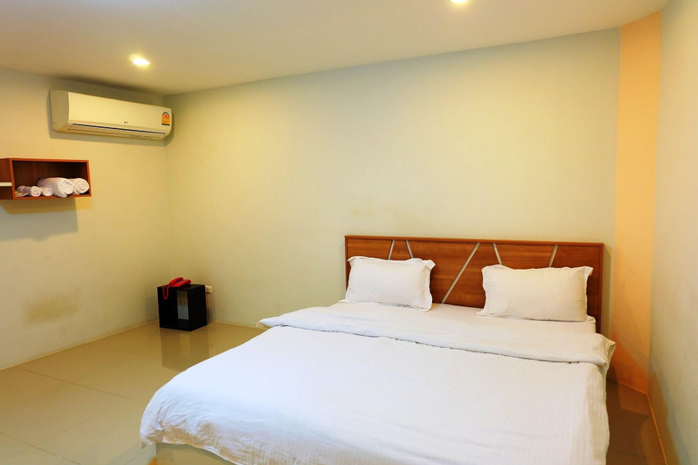 Bedroom 18
