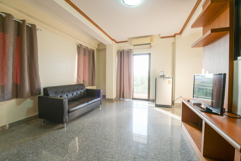 Bedroom 3, The Route Sriracha Hotel And Residence, Si Racha